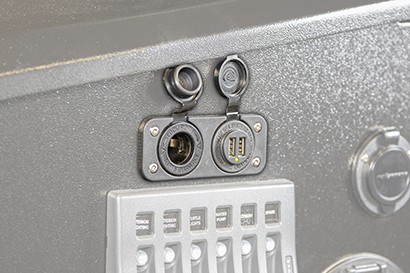 Nosebox Charge Port 